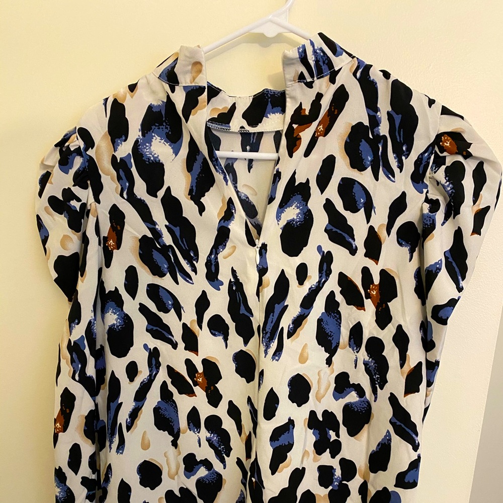 Women shirt